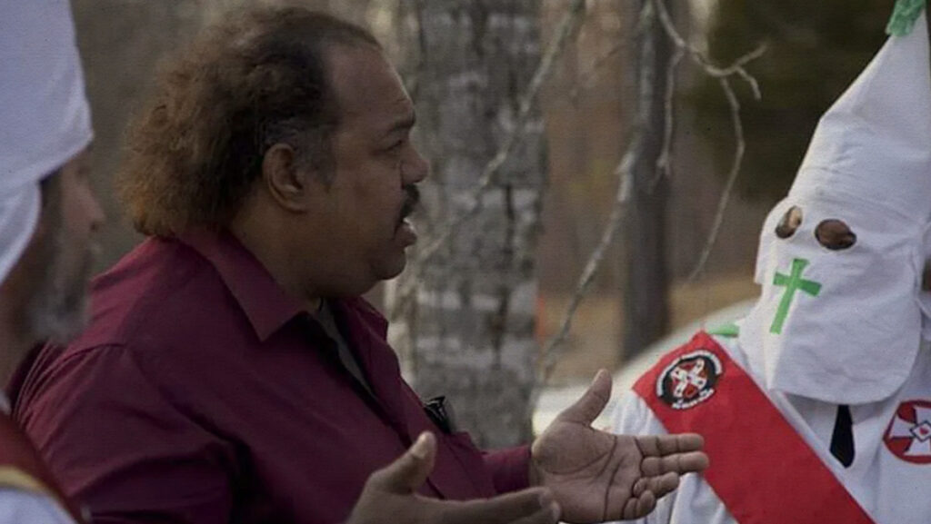 Daryl Davis set out to understand the Ku Klux Klan