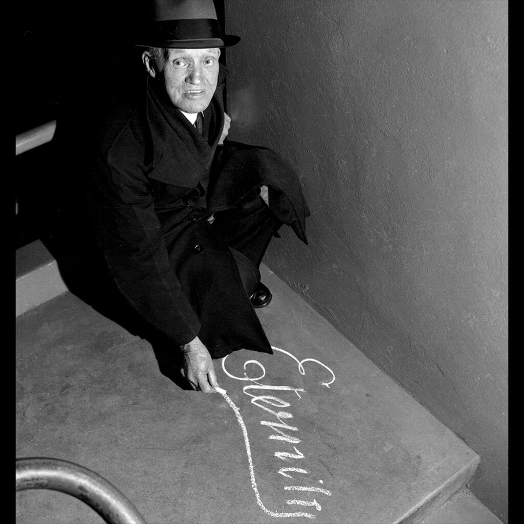 Mr Eternity- The man who turned Sydney into his own personal canvas with a single word