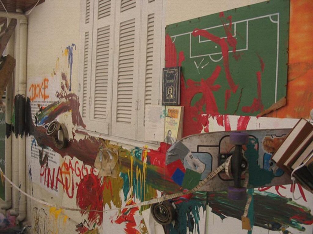Ateliê do Centro- How an art school in Brazil turned into a cult in 2016