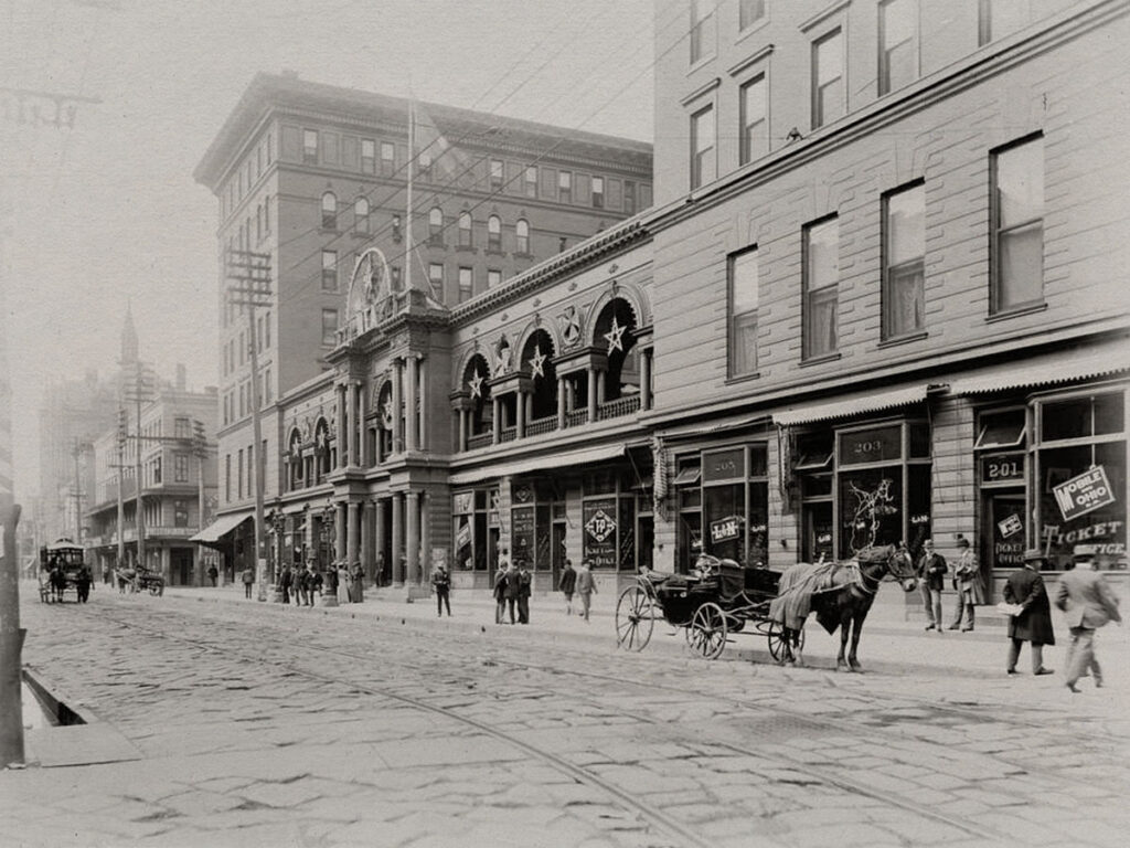 Why was New Orleans called a Necropolis until 1905?