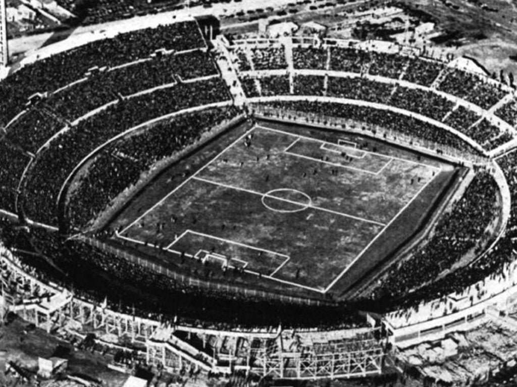 Photo of the Centenario stadium in 1930
