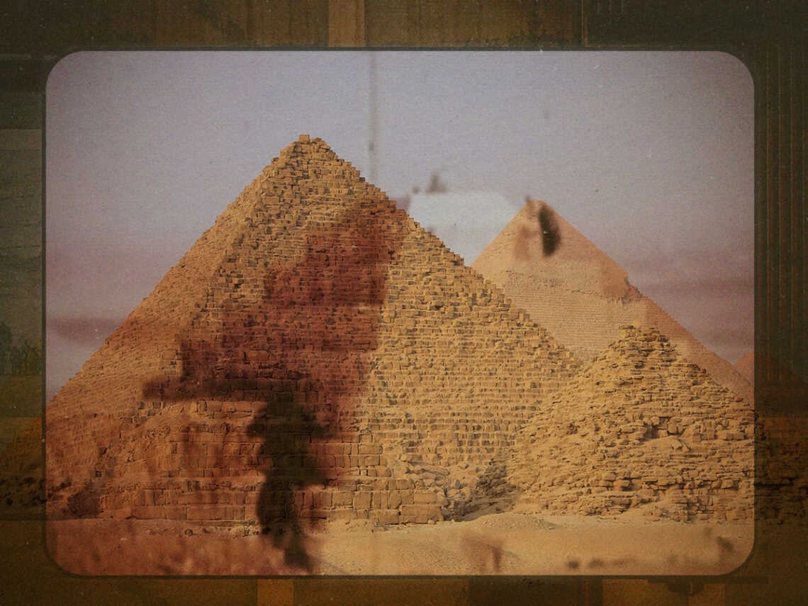The Japanese TV show that tried to build the Pyramids of Giza in 1978 - Dangerous Minds