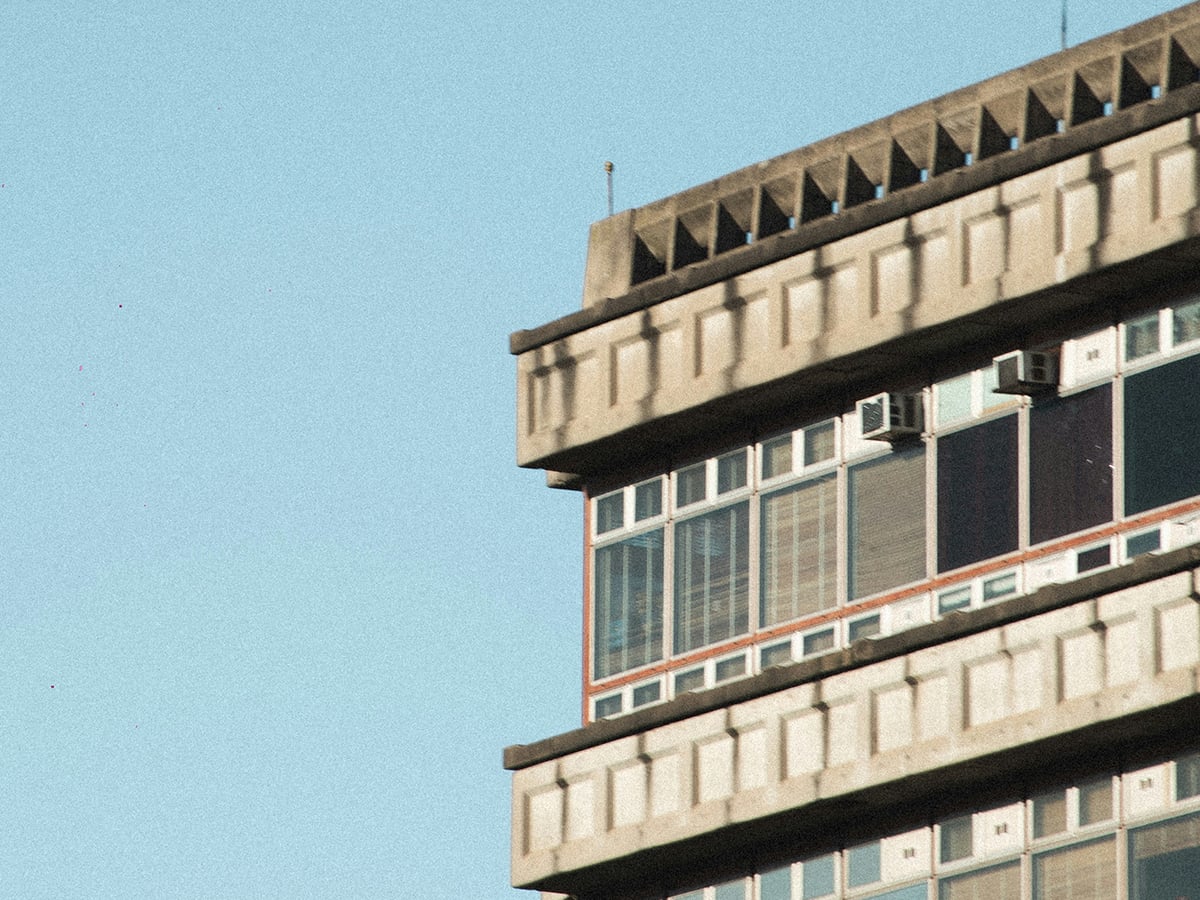 Man falls from tall building in Japan, kills woman but survives