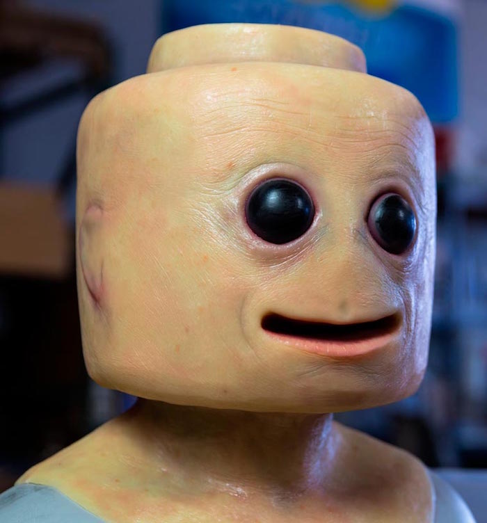 002creepyfig.jpg