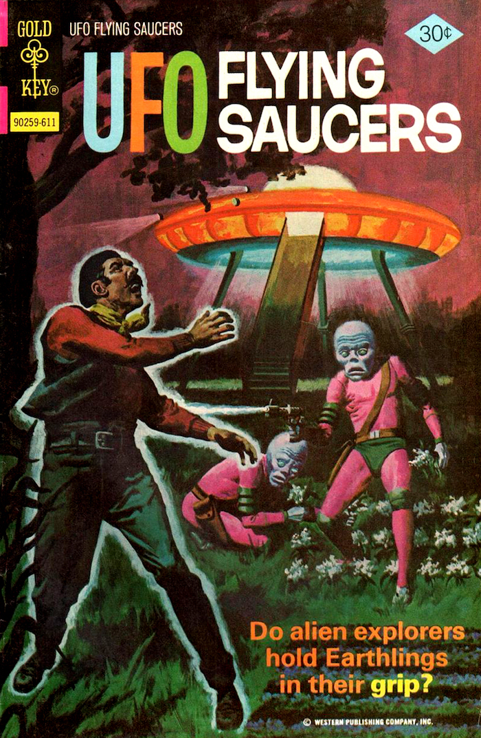 010ufofsaucers.jpg