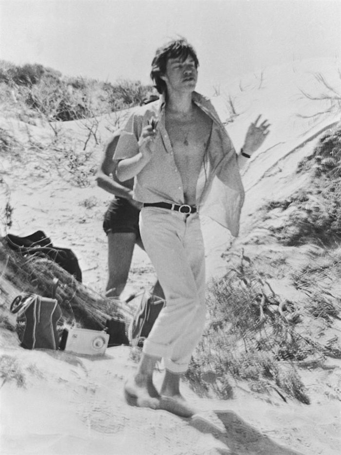 014onbeachymj.jpg