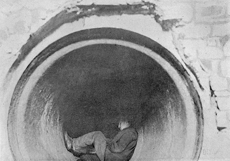 016sleeperinsewagetunnel1.jpg