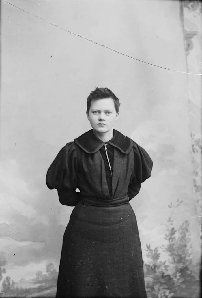 02mariebolette.jpg