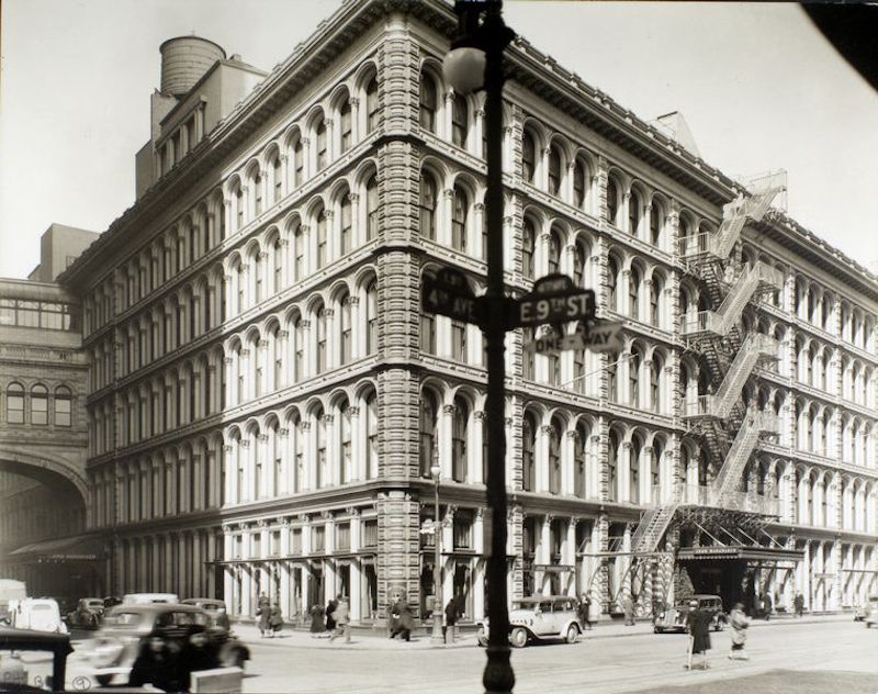 04aJohnWanamakersFourthAvenue9thStreetManhattan.jpg