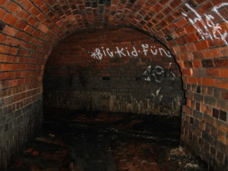 17redbrickturn.jpg