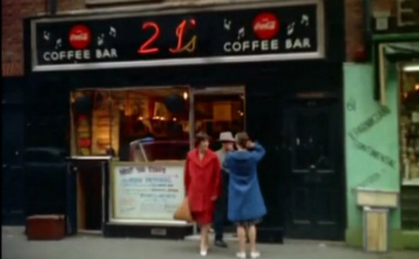 2-is_coffee_house_london_1959