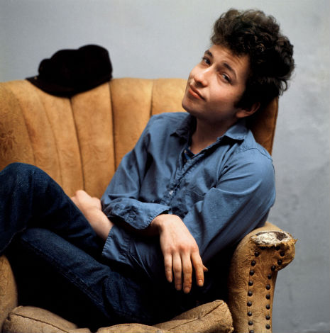 bob_dylan_chair_hat