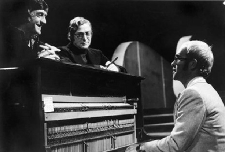 Michael_Caine_Elton_John