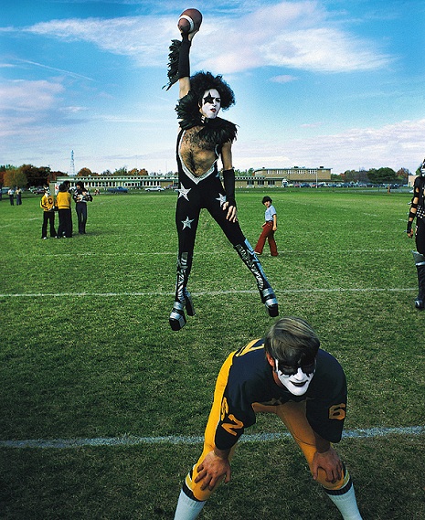KISS touchdown